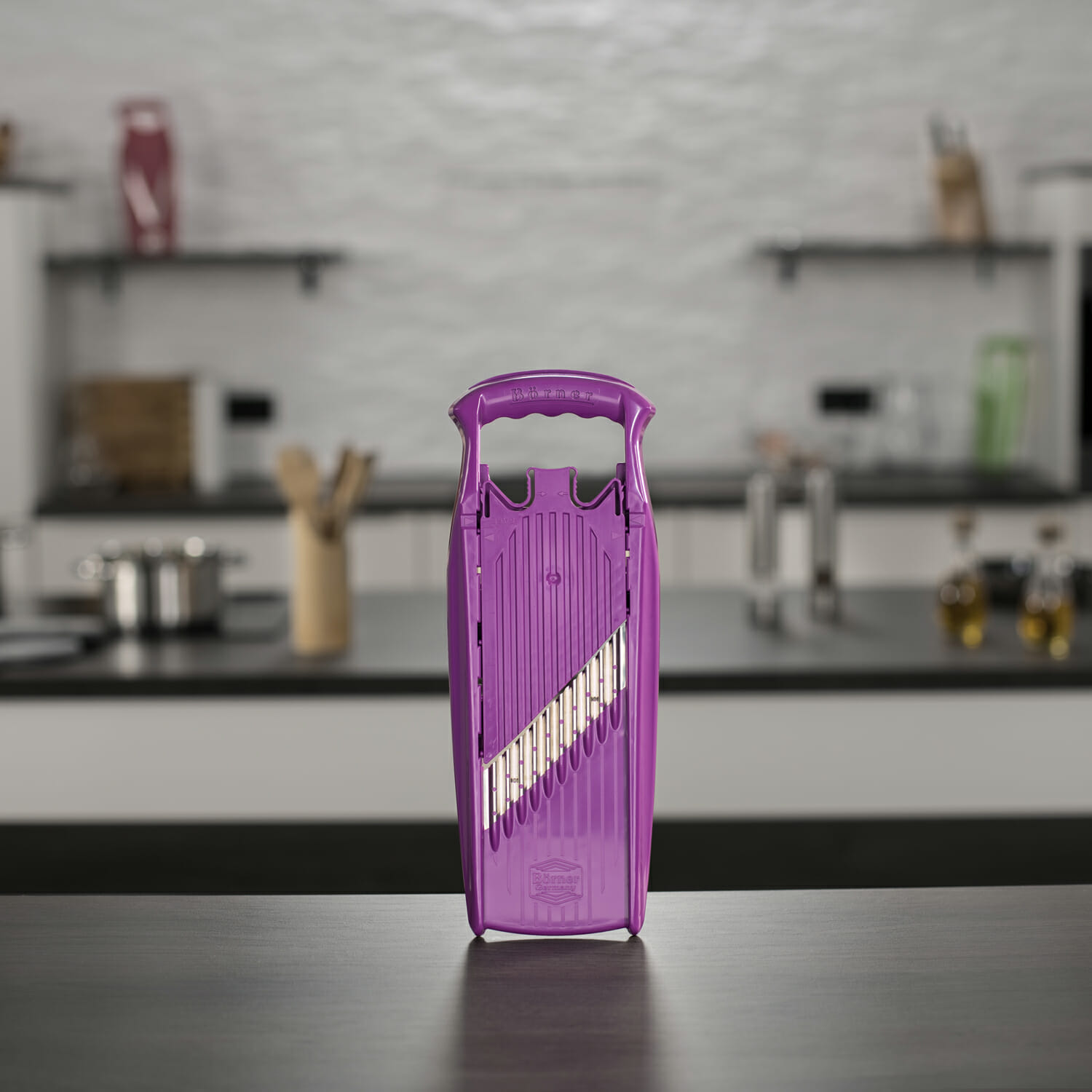 welle_waffel_frontal_kueche_lila